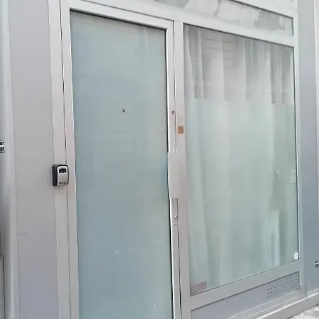 Sauna/jacuzzi Proche Champs Elysees Apartment *